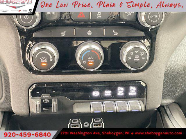 Photo of 2025 Diamond Black Crystal Pearlcoat RAM 2500