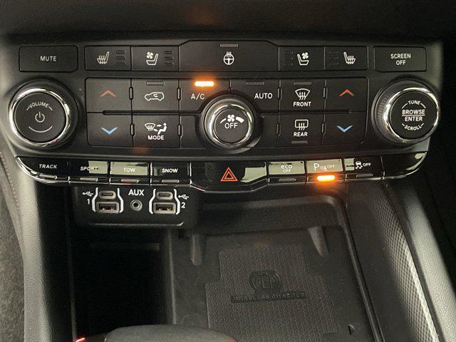 Photo of 2022 White Knuckle Clearcoat Dodge Durango