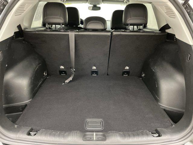 Photo of 2018 Diamond Black Crystal Pearlcoat Jeep Compass
