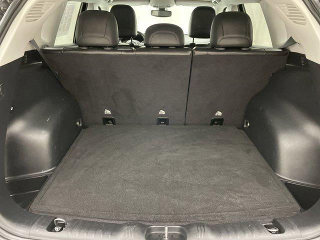 Photo of 2018 Diamond Black Crystal Pearlcoat Jeep Compass