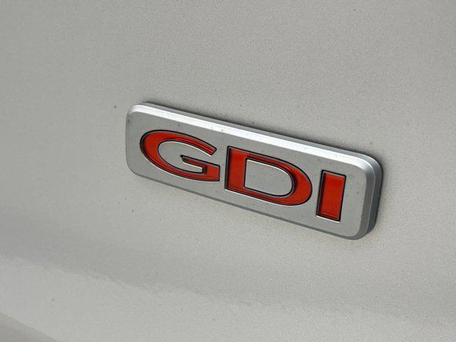 Photo of 2016 Sparkling Silver Kia Sorento