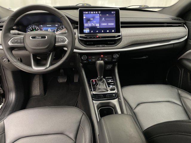 Photo of 2024 Baltic Gray Metallic Clearcoat Jeep Compass
