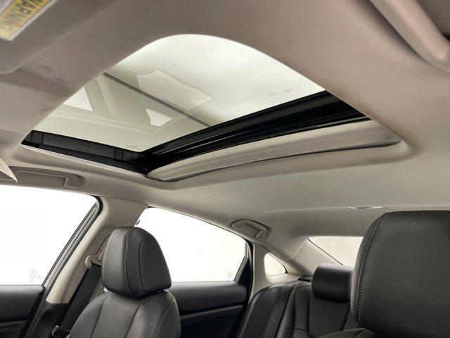 Photo of 2021 Modern Steel Metallic Honda Insight