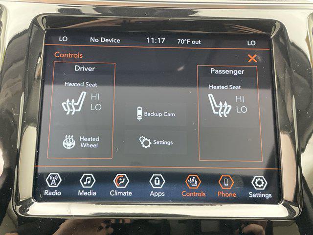 Photo of 2022 Billet Silver Metallic Clearcoat Jeep Cherokee