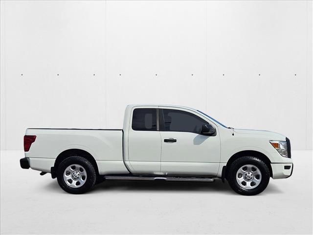 Photo of 2021 Glacier White Nissan Titan