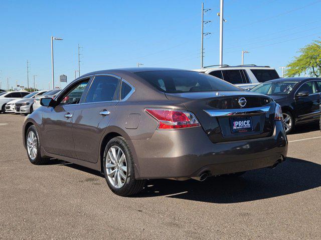 Photo of 2014 Java Metallic Nissan Altima