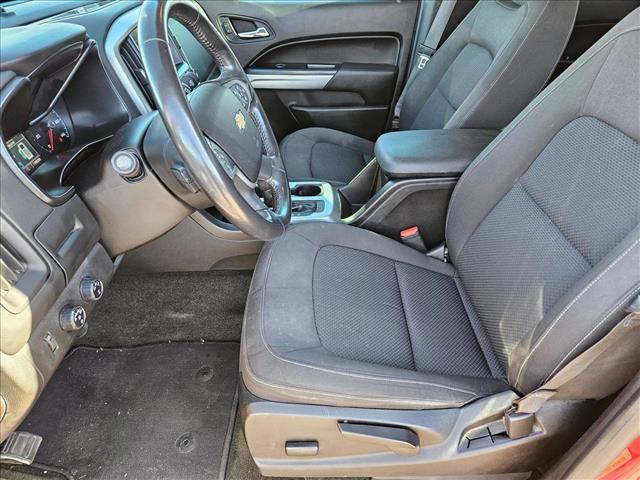 Photo of 2016 Red Rock Metallic Chevrolet Colorado