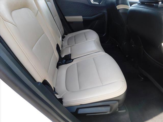 Photo of 2020 Star White Metallic Tri-Coat Ford Escape