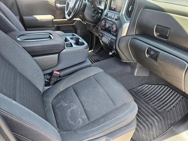 Photo of 2019 Black Chevrolet Silverado 1500