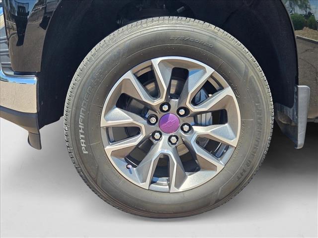 Photo of 2019 Black Chevrolet Silverado 1500