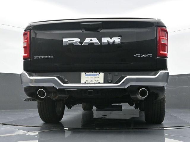 Photo of 2025 Diamond Black Crystal Pearlcoat RAM 1500