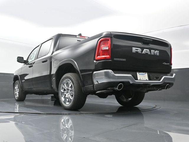 Photo of 2025 Diamond Black Crystal Pearlcoat RAM 1500