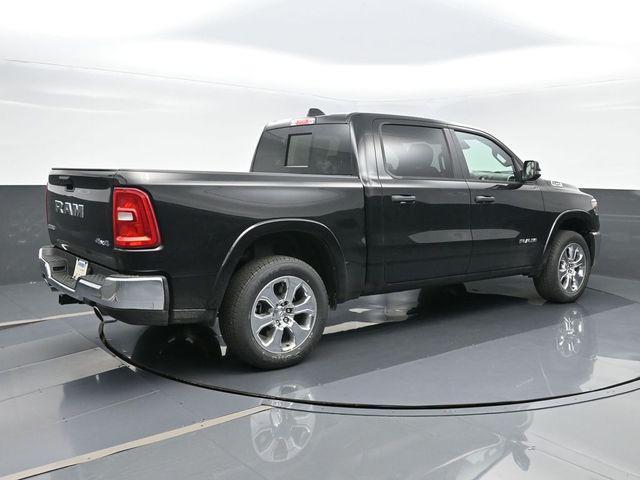 Photo of 2025 Diamond Black Crystal Pearlcoat RAM 1500
