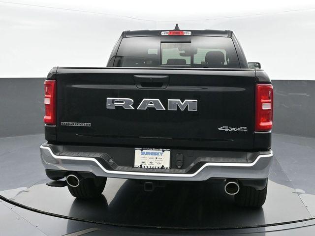 Photo of 2025 Diamond Black Crystal Pearlcoat RAM 1500