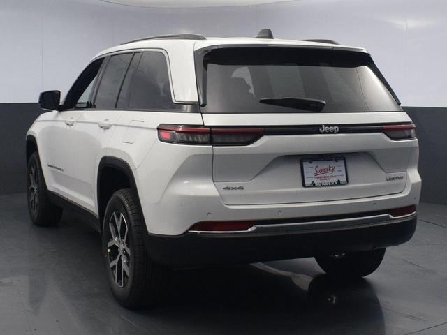 Photo of 2024 Bright White Clearcoat Jeep Grand Cherokee
