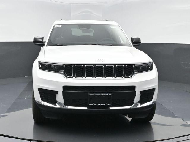 Photo of 2025 Bright White Clearcoat Jeep Grand Cherokee L
