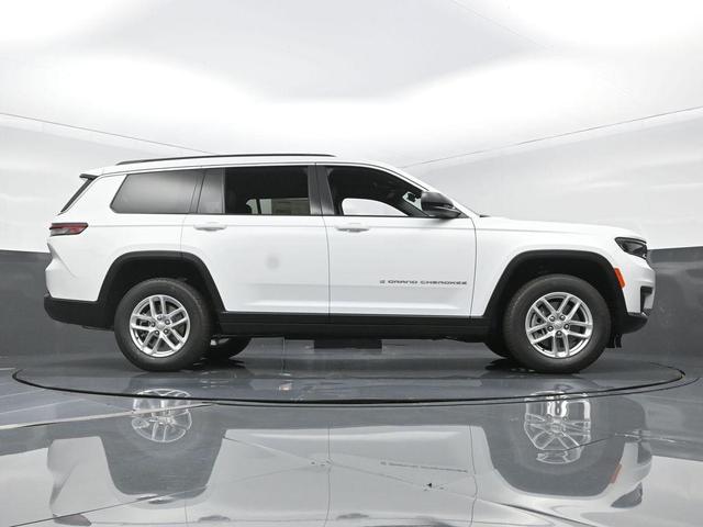 Photo of 2025 Bright White Clearcoat Jeep Grand Cherokee L