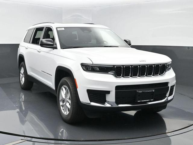 Photo of 2025 Bright White Clearcoat Jeep Grand Cherokee L
