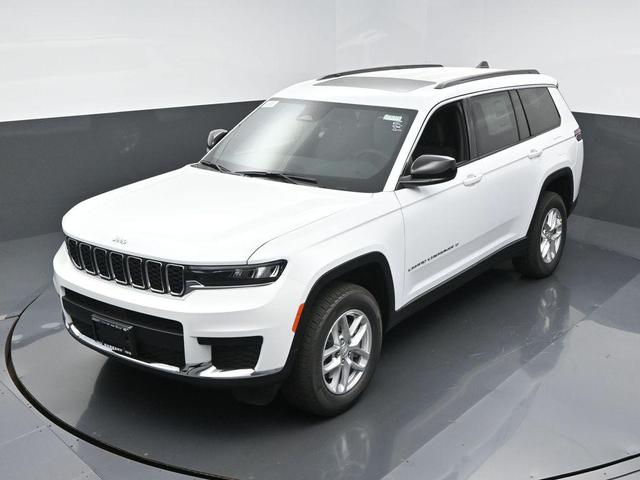 Photo of 2025 Bright White Clearcoat Jeep Grand Cherokee L