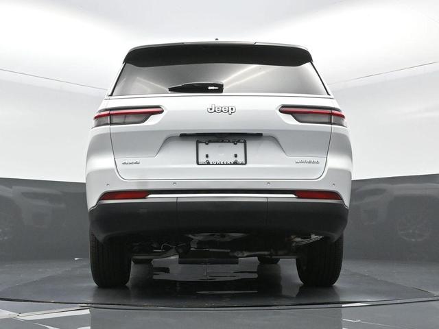 Photo of 2025 Bright White Clearcoat Jeep Grand Cherokee L