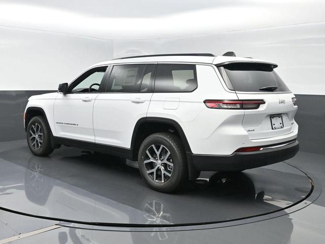 Photo of 2025 Bright White Clearcoat Jeep Grand Cherokee L