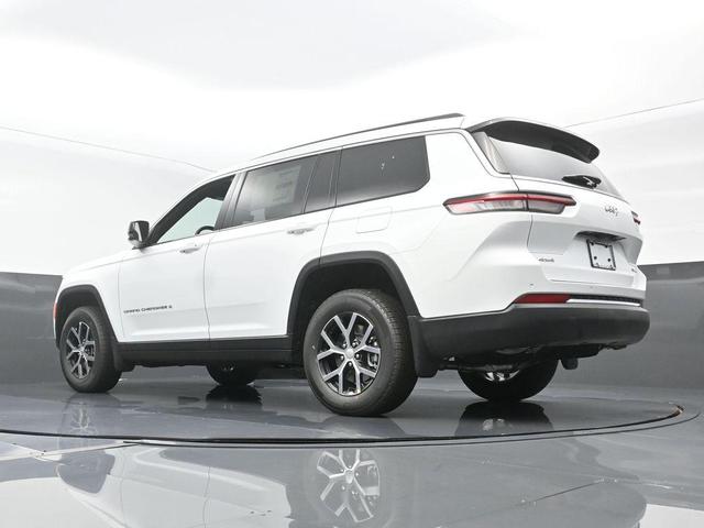 Photo of 2025 Bright White Clearcoat Jeep Grand Cherokee L