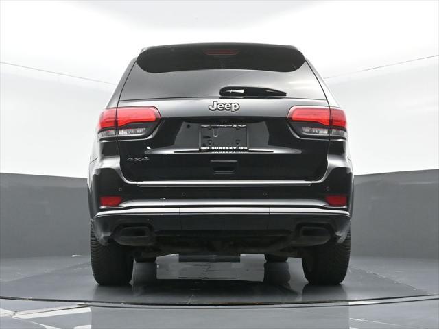 Photo of 2020 Diamond Black Crystal Pearlcoat Jeep Grand Cherokee