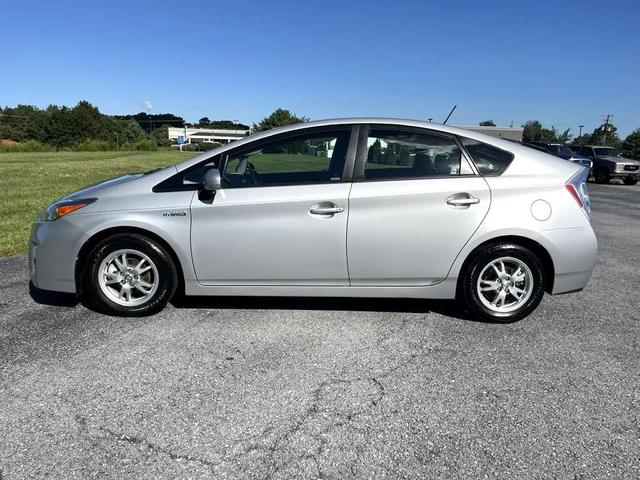 Photo of 2010 Classic Silver Metallic Toyota Prius
