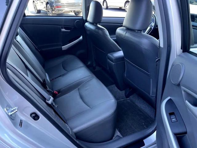 Photo of 2010 Classic Silver Metallic Toyota Prius