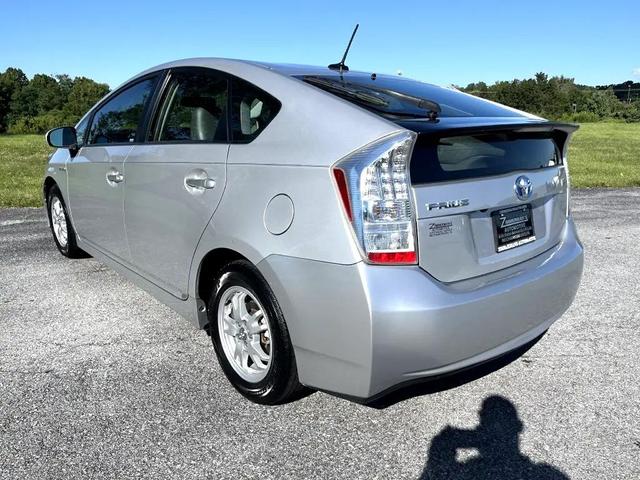 Photo of 2010 Classic Silver Metallic Toyota Prius