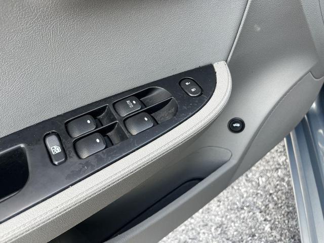 Photo of 2007 Techno Gray Saturn Aura