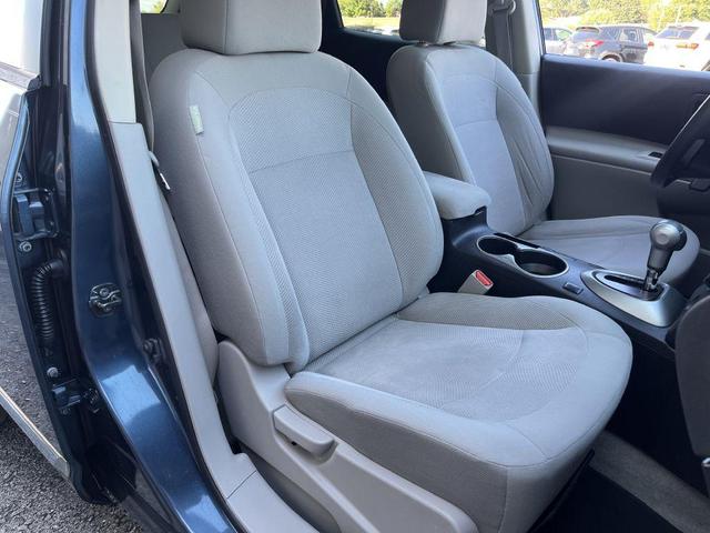Photo of 2015 Graphite Blue Nissan Rogue Select
