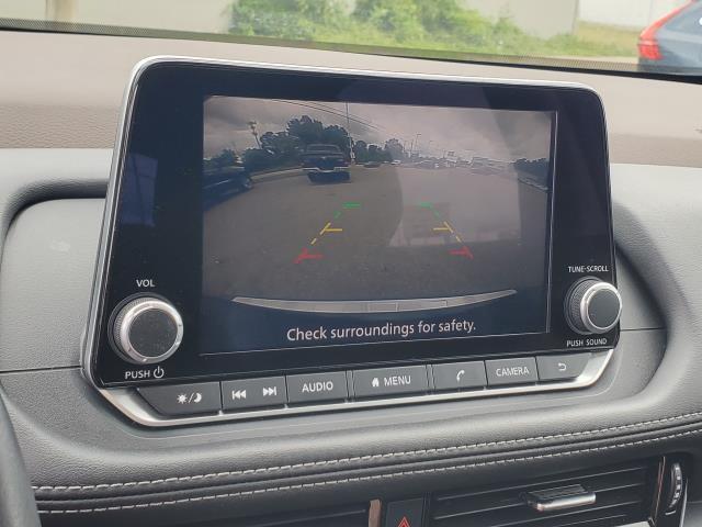 Photo of 2023 Super Black Nissan Rogue