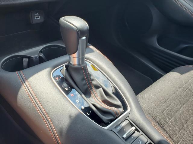 Photo of 2023 Platinum White Pearl Honda HR-V
