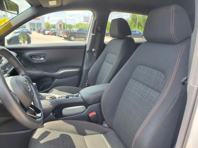 Photo of 2023 Platinum White Pearl Honda HR-V
