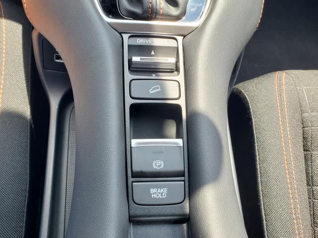 Photo of 2023 Platinum White Pearl Honda HR-V