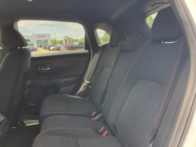 Photo of 2023 Platinum White Pearl Honda HR-V