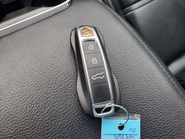 Photo of 2023 White Porsche Cayenne