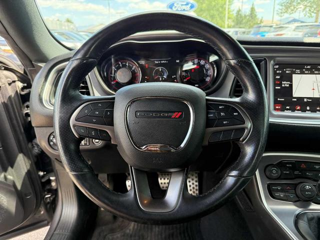 Photo of 2019 Granite Pearlcoat Dodge Challenger