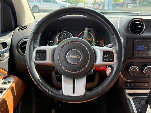 Photo of 2017 True Blue Pearlcoat Jeep Compass