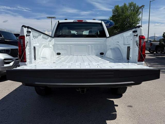Photo of 2025 Oxford White Ford F-150