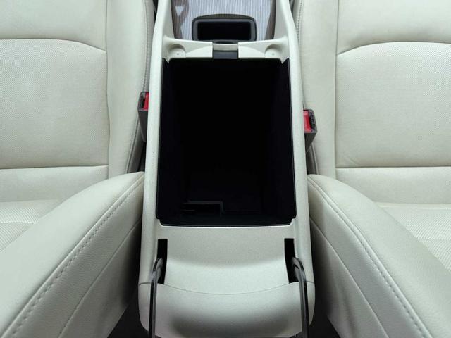 Photo of 2024 Mosaic Black Metallic Chevrolet Malibu