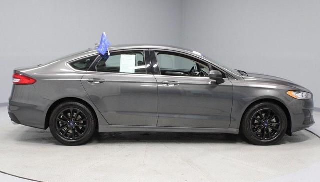 Photo of 2020 Magnetic Metallic Ford Fusion
