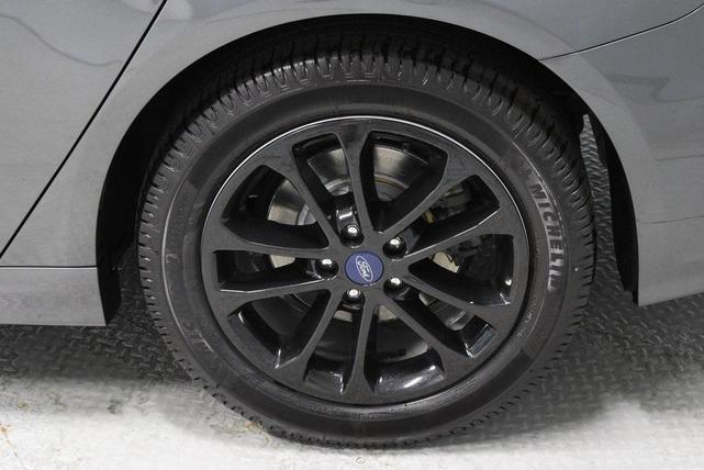 Photo of 2020 Magnetic Metallic Ford Fusion