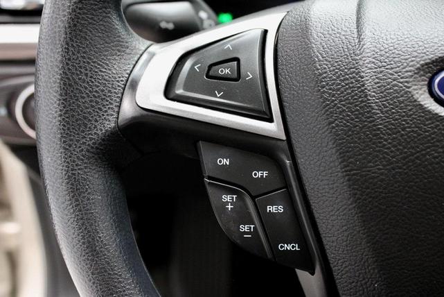Photo of 2018 White Gold Metallic Ford Fusion Hybrid