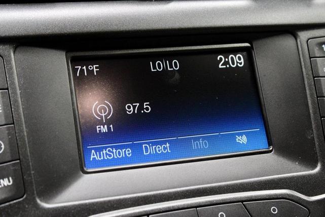 Photo of 2018 White Gold Metallic Ford Fusion Hybrid
