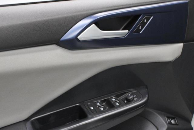 Photo of 2023 Pure White Volkswagen Taos