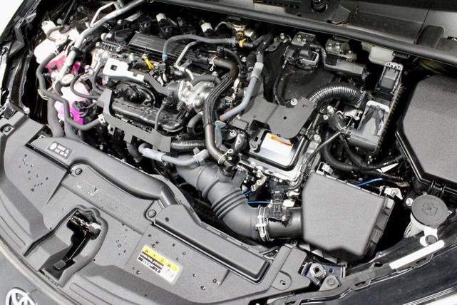 Photo of 2024 Midnight Black Metallic Toyota Prius