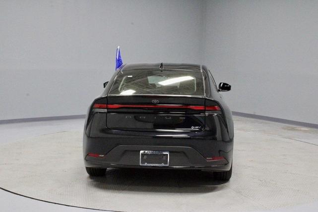 Photo of 2024 Midnight Black Metallic Toyota Prius