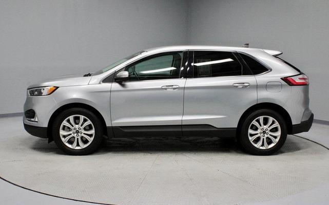 Photo of 2024 Iconic Silver Metallic Ford Edge